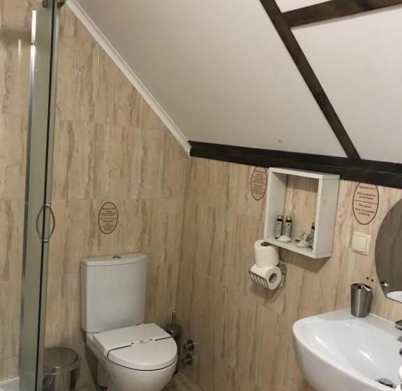 غرفة دور أخير, Villa Blanc