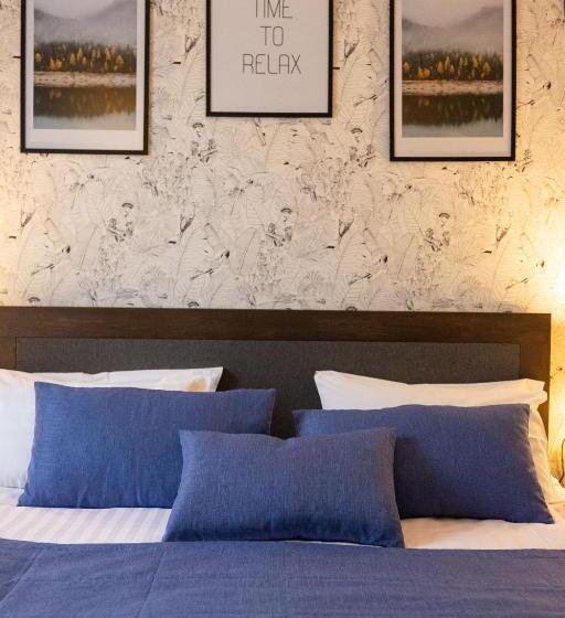 غرفة قياسية ثلاثية مزودة بشرفة, Villa Blanc