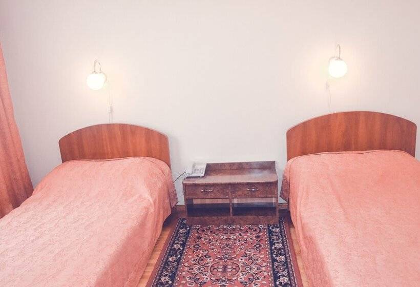 غرفة قياسية, Zhovtneviy