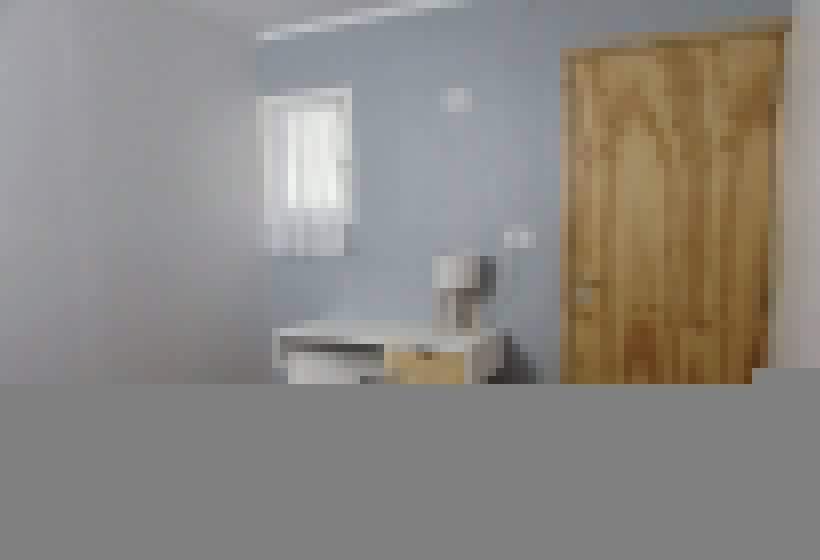 اتاق استاندارد, Mora Hostel