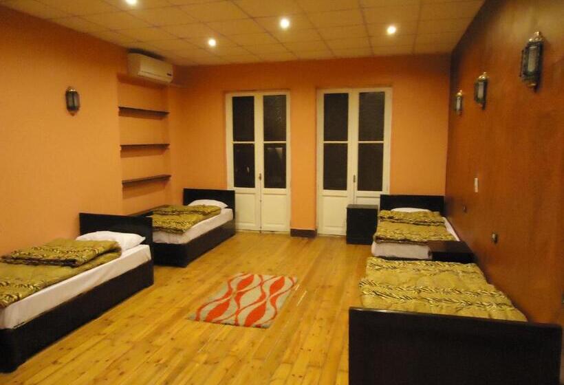اتاق استاندارد, Freedom Hostel