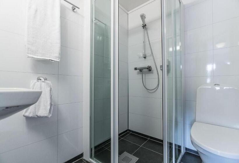 Quarto Economy, Almaas Hotell Stord As