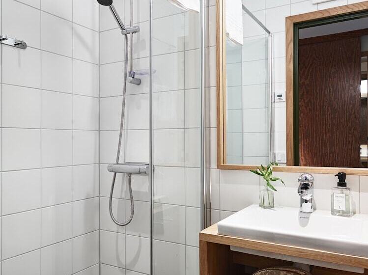 Семейный Номер, öijared Resort