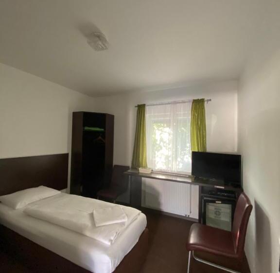 수피리어 룸, Motel R10