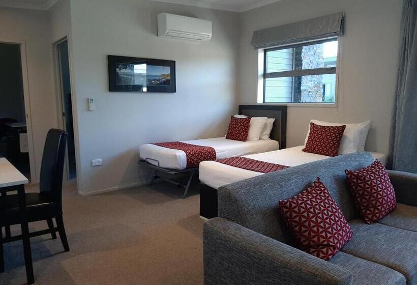 Апартаменты 1 Спальня, 37 The Landing Motel