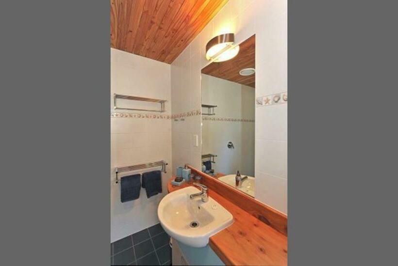 Номер Deluxe Вид на Море с Балконом, Summerspring Beachfront Accommodation