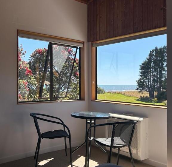 Номер Deluxe Вид на Море с Балконом, Summerspring Beachfront Accommodation