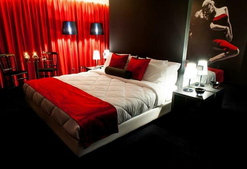 Номер Deluxe с Гидромассажем, Vinyl M Hotel Design Inn