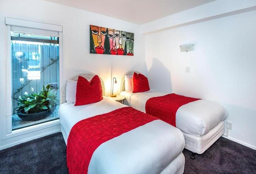 Семейный Номер Deluxe, Orewa Beachcomber