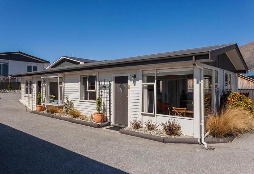 1 Bedroom Apartment Lake View, Wanaka View Motel