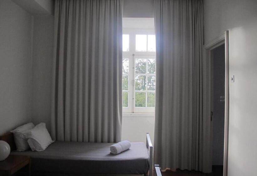 标准三人间, Azores Youth Hostels   Sao Miguel