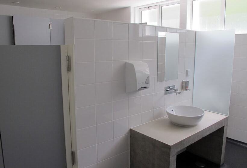 带共用浴室的标准房间, Azores Youth Hostels   Sao Miguel