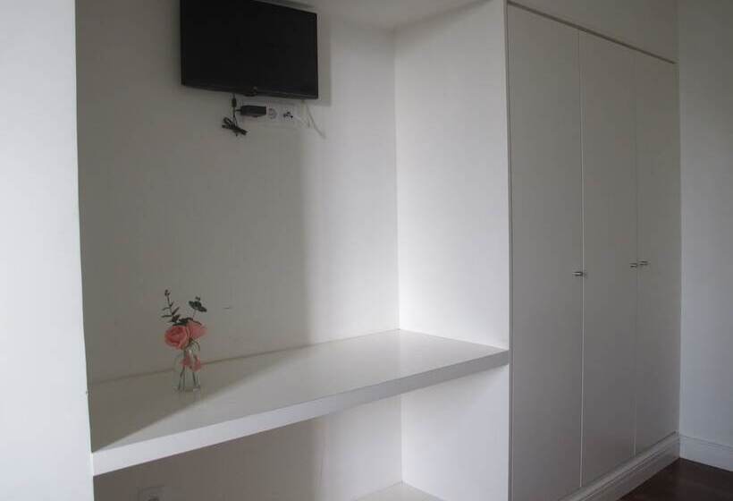 标准三人间, Azores Youth Hostels   Sao Miguel