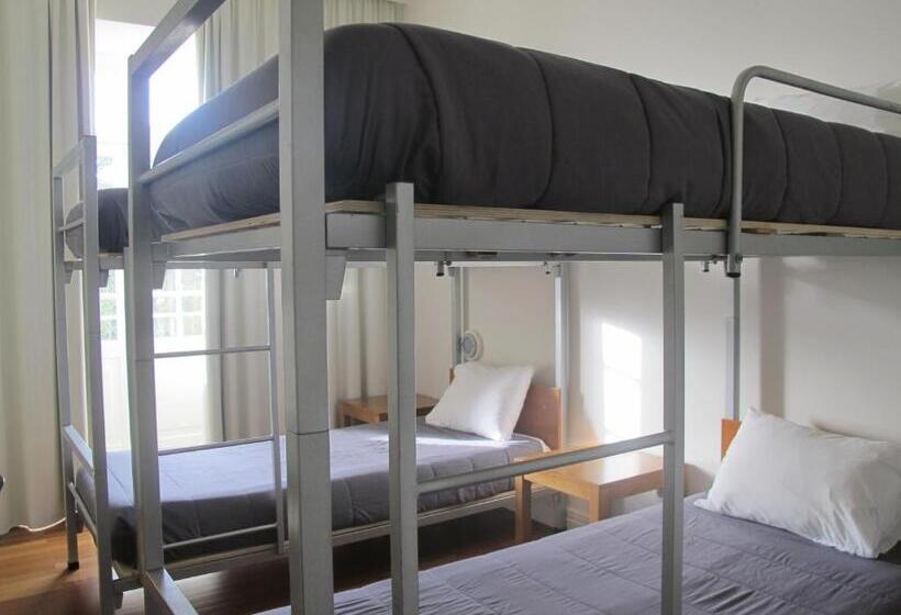 اتاق استاندارد چهار تخته, Azores Youth Hostels   Sao Miguel