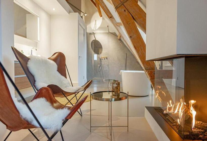 سوئیت با بالکن, Bossche Suites Stationsweg