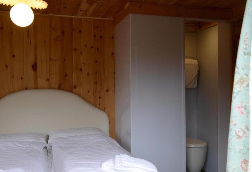 اتاق عادی, Chalet Speciale   Hostel