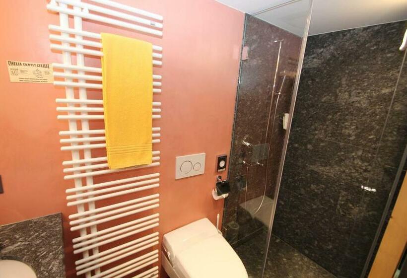 اتاق استاندارد یک نفره, Gspan