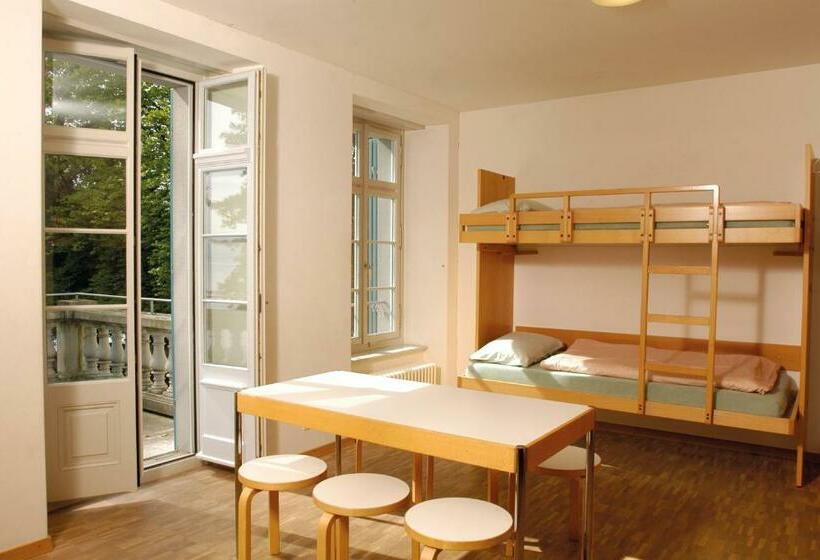اتاق استاندارد با سرویس بهداشتی مشترک, Richterswil Youth Hostel