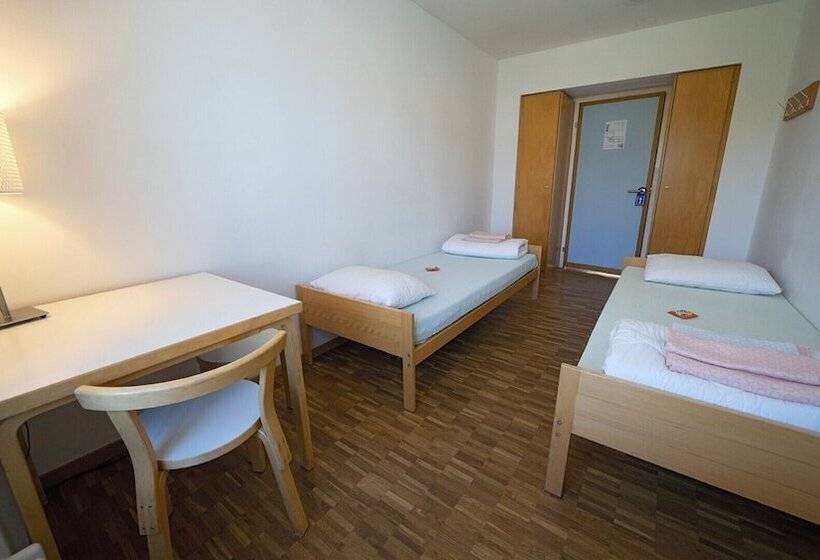 Standardrum Delat Badrum, Richterswil Youth Hostel