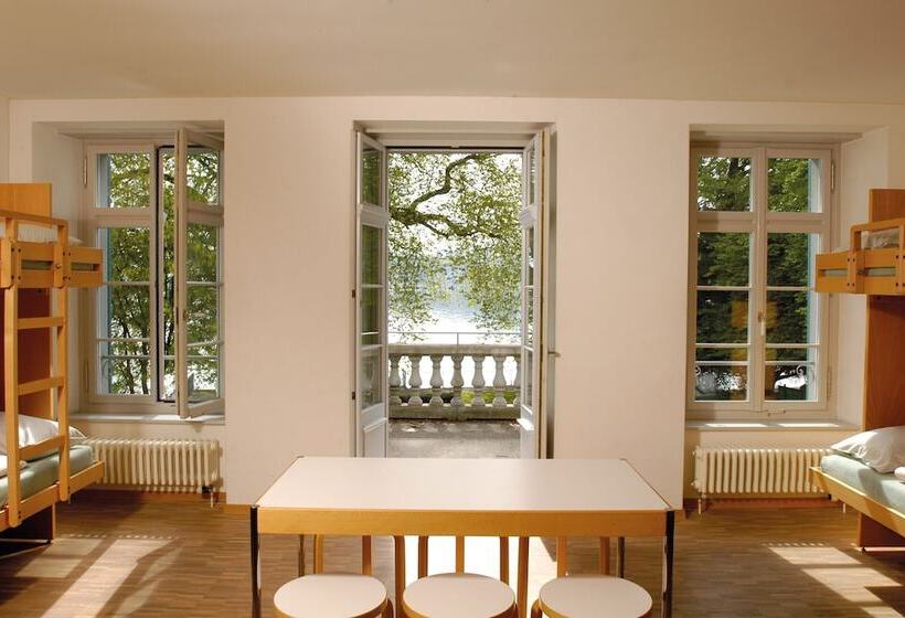 اتاق استاندارد چهارنفره با سرویس بهداشتی مشترک, Richterswil Youth Hostel