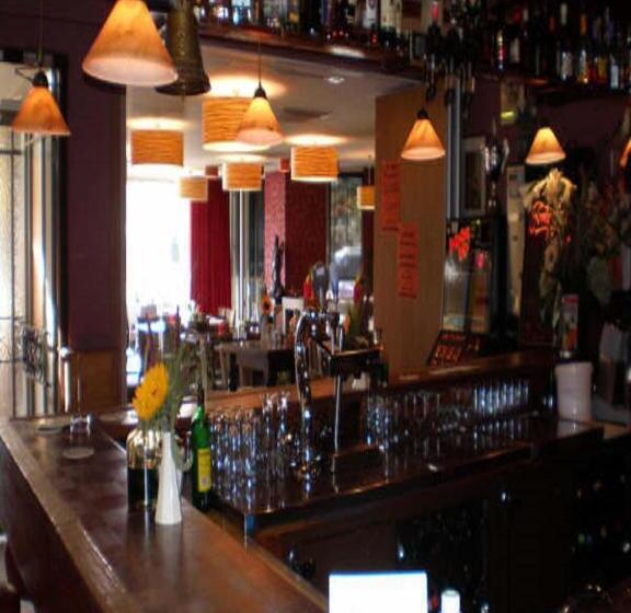 Классический Номер, Restaurant De Engel