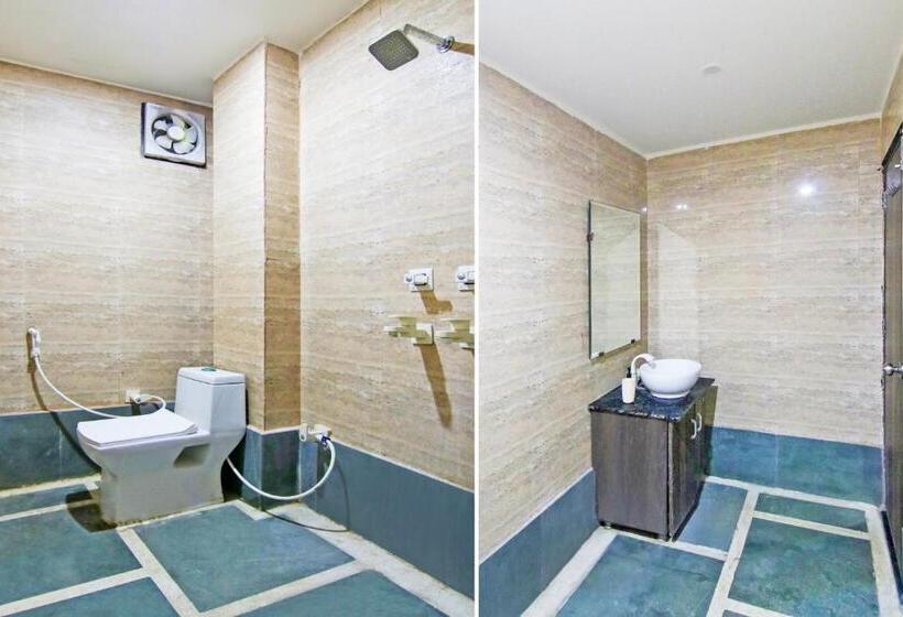 Quarto Triplo Clássico, O Lavish