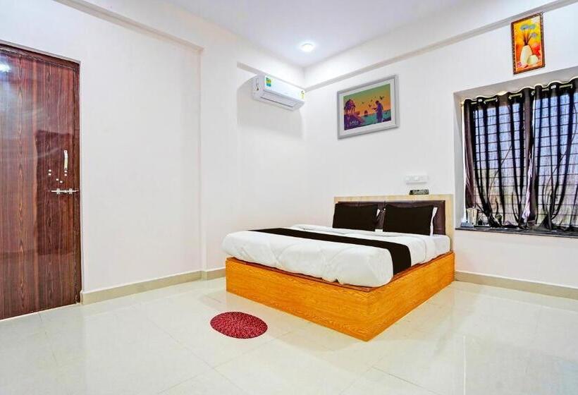 Трехместный Номер Классика, Oyo Hotel Silk