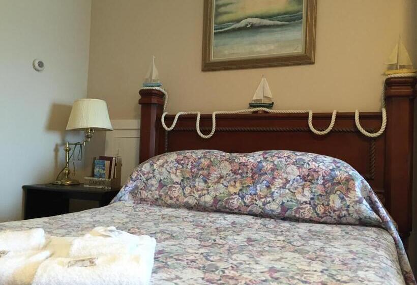 Deniz Mandarazıl Standart Stüdyo, Admiral's Quay Motel & Suites