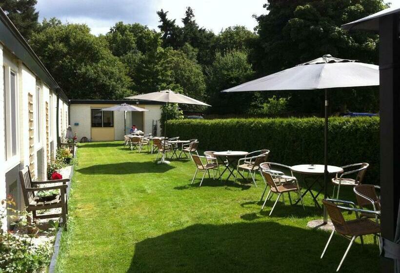 غرفة عائلية, Restaurant  De Vossenberg
