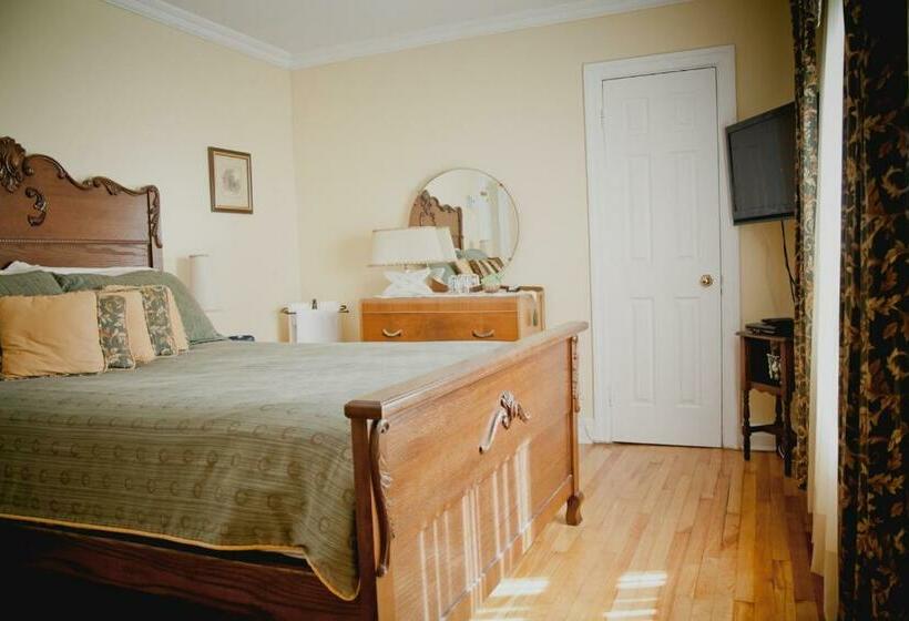 バス共有のスタンダードルーム, Maison Des Jardins B & B