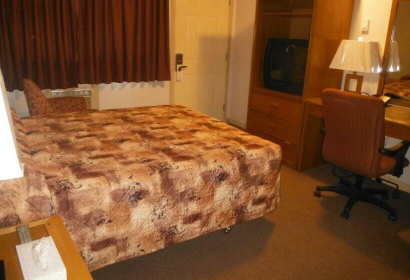 Студия Стандарт, Tumbler Ridge Inn