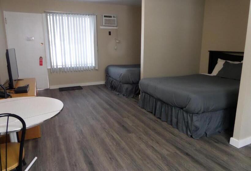 スーペリアールーム, Ray Lyn Motel