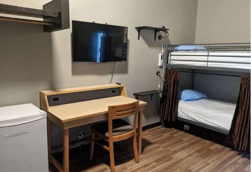四人标准间, Banff International Hostel