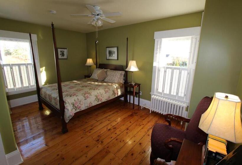 标准间, Louisbourg Heritage House