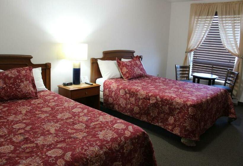 Quarto Estandar 2 Camas Casal, Welcome Inn