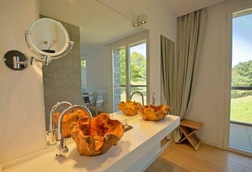 マウンテンビューデラックスルーム, Arantza Hotela  Adults Only