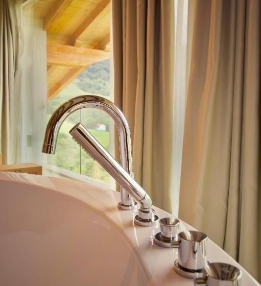 Habitación Ático, Arantza Hotela  Adults Only