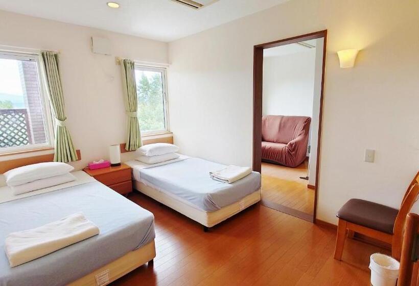 Номер Стандарт, Pension And Restaurant La Collina