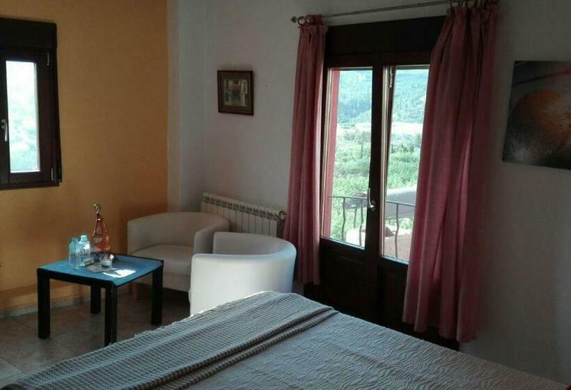 Номер Стандарт Вид на Горы, L'almàssera Casa Rural & Restaurant