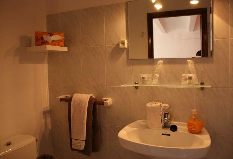 Номер Deluxe, L'almàssera Casa Rural & Restaurant