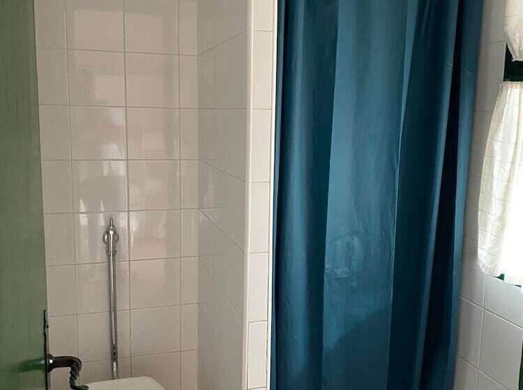 Номер Стандарт Трехместный, Hostel Layos, Toledo