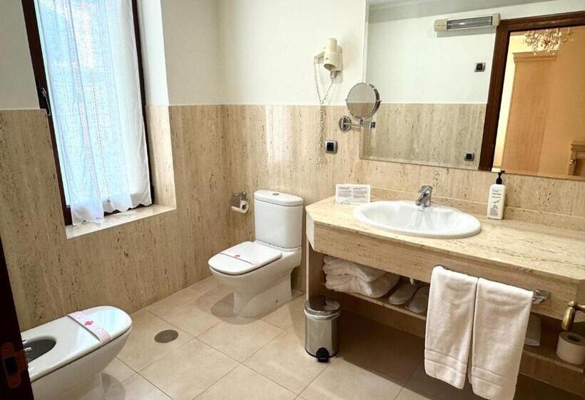 Полулюкс, Kazar