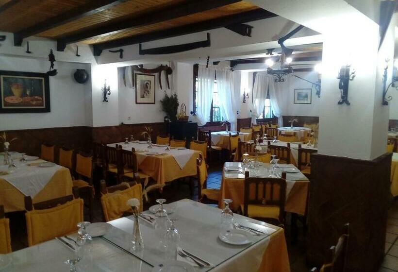 スタンダードルーム, Restaurante Calderon