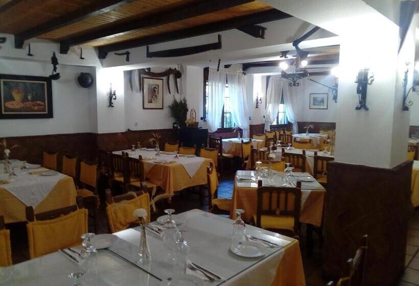 スーペリアールーム, Restaurante Calderon