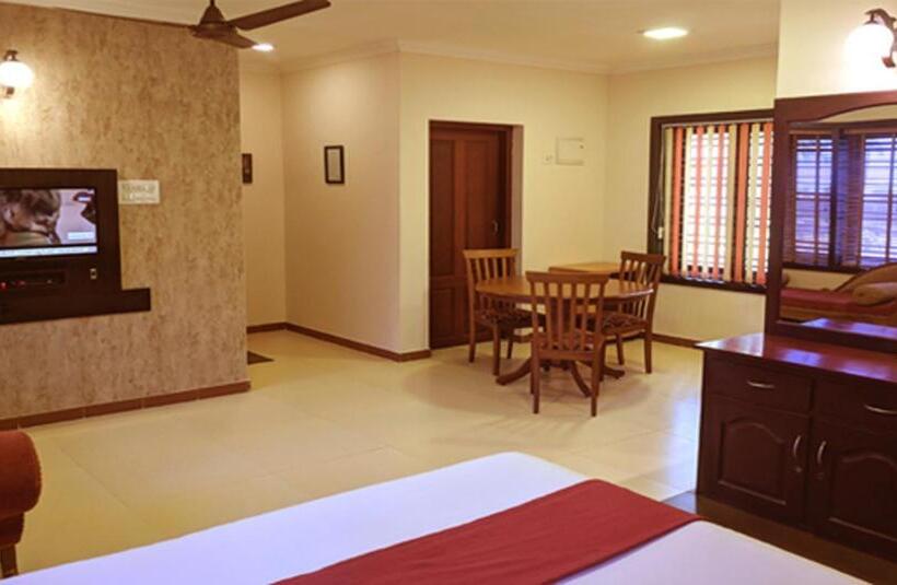 디럭스 룸, Asokam Beach Resort