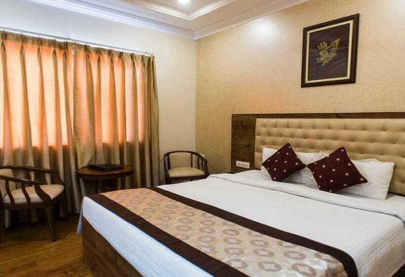 Номер Deluxe, Wingston A Treehouse Hotel, Mathura