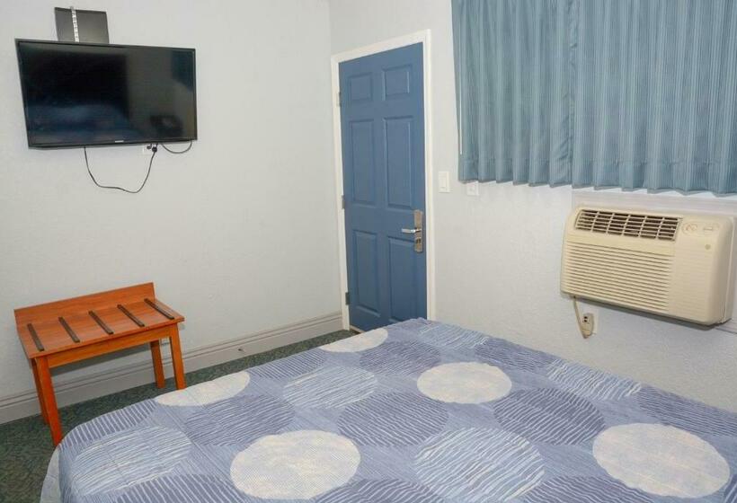 Номер Deluxe, Comet Motel