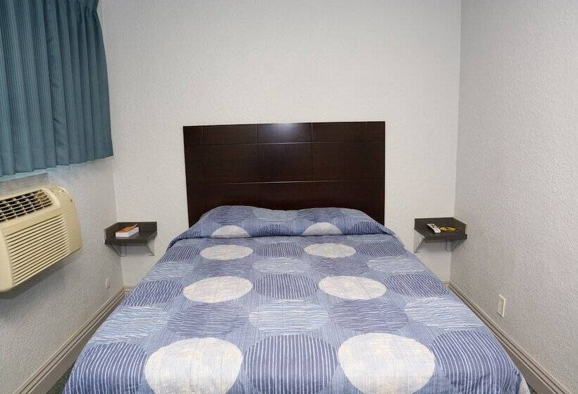 Номер Deluxe, Comet Motel