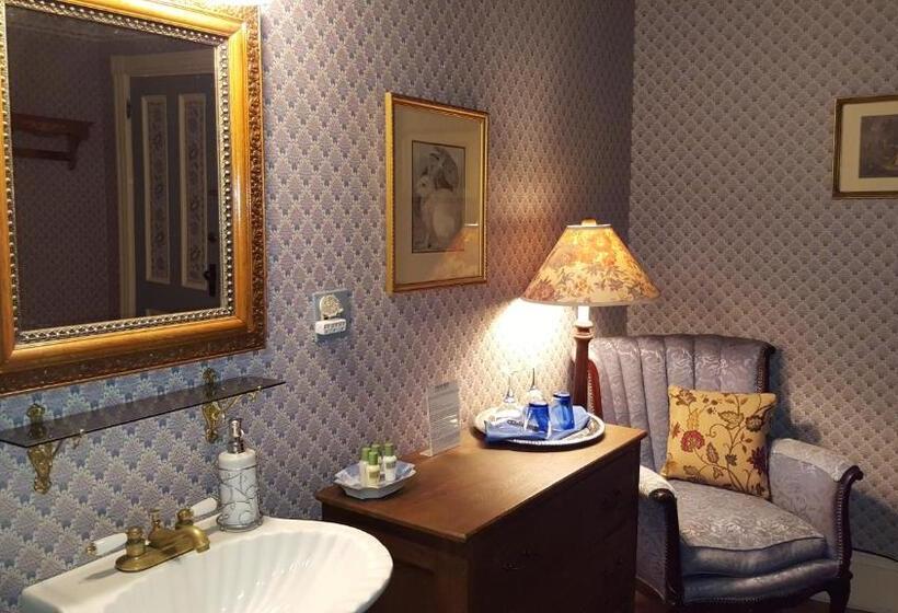 Номер Стандарт, Holidae House Bed & Breakfast