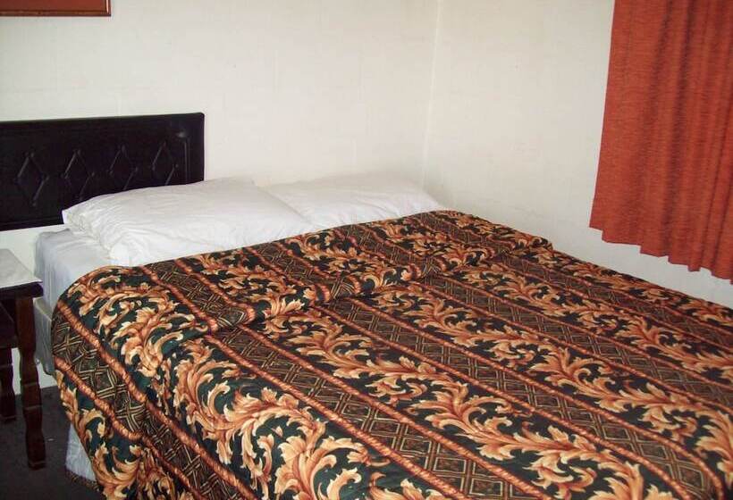 Номер Deluxe, Budget Inn Sanderson